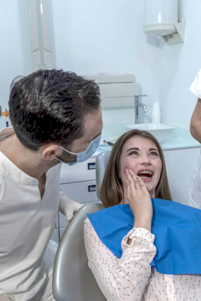 Best Emergency Root Canal Treatment in Old Greenwich, CT